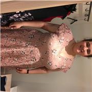 Jeune étudiante motivée pour aide et soutien scolaire en physique et math niveau collège